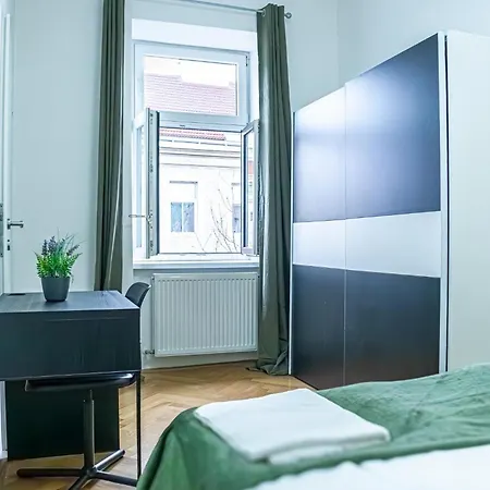 Comfortable 2Br Apt.-Near Wiener Stadthalle Exterior photo