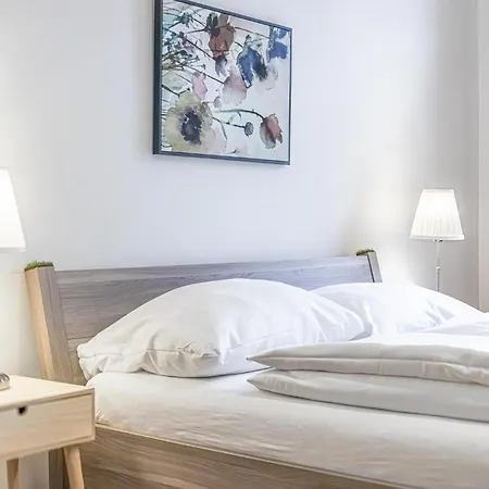 Comfortable 2Br Apt.-Near Wiener Stadthalle Exterior photo