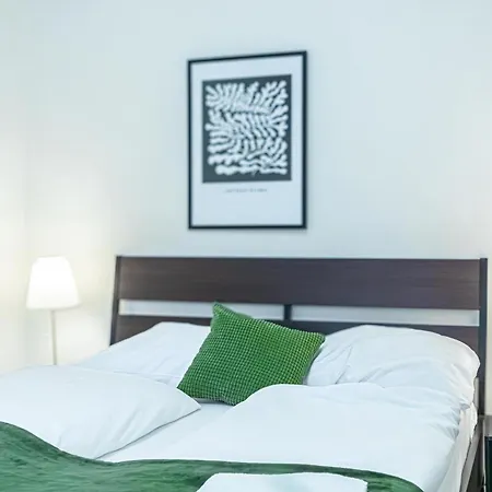 Comfortable 2Br Apt.-Near Wiener Stadthalle Exterior photo