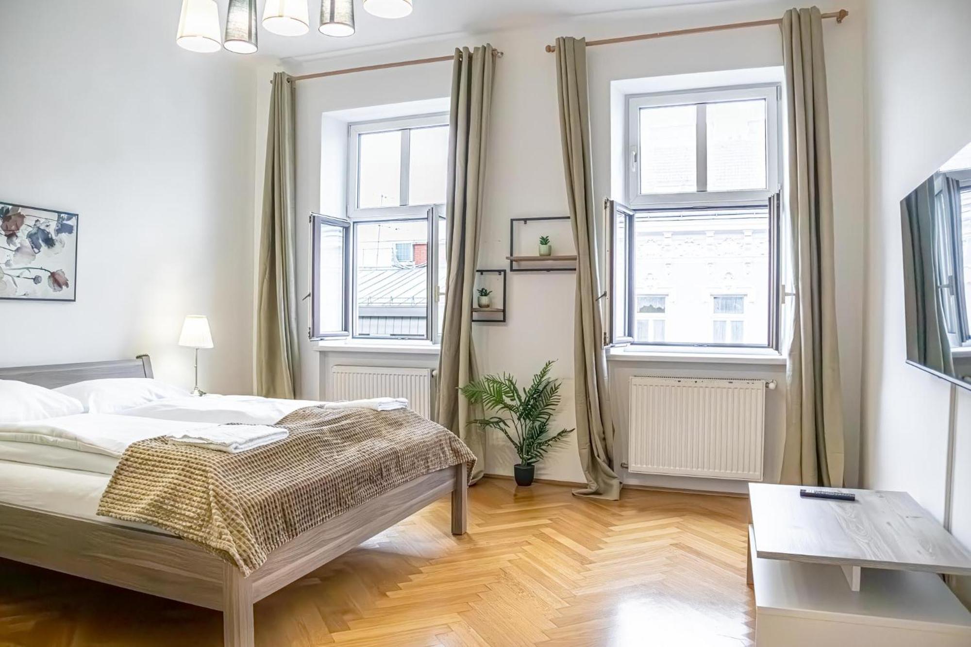 Apartment Comfortable 2br Apt.-near Wiener Stadthalle