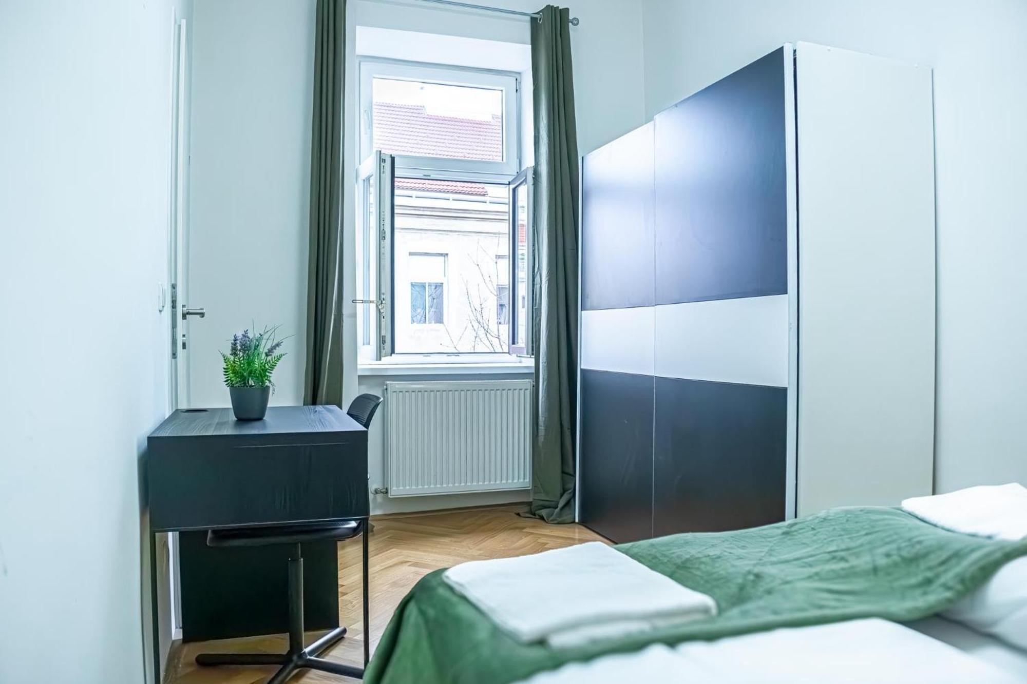 Comfortable 2br Apt.-near Wiener Stadthalle Apartment *