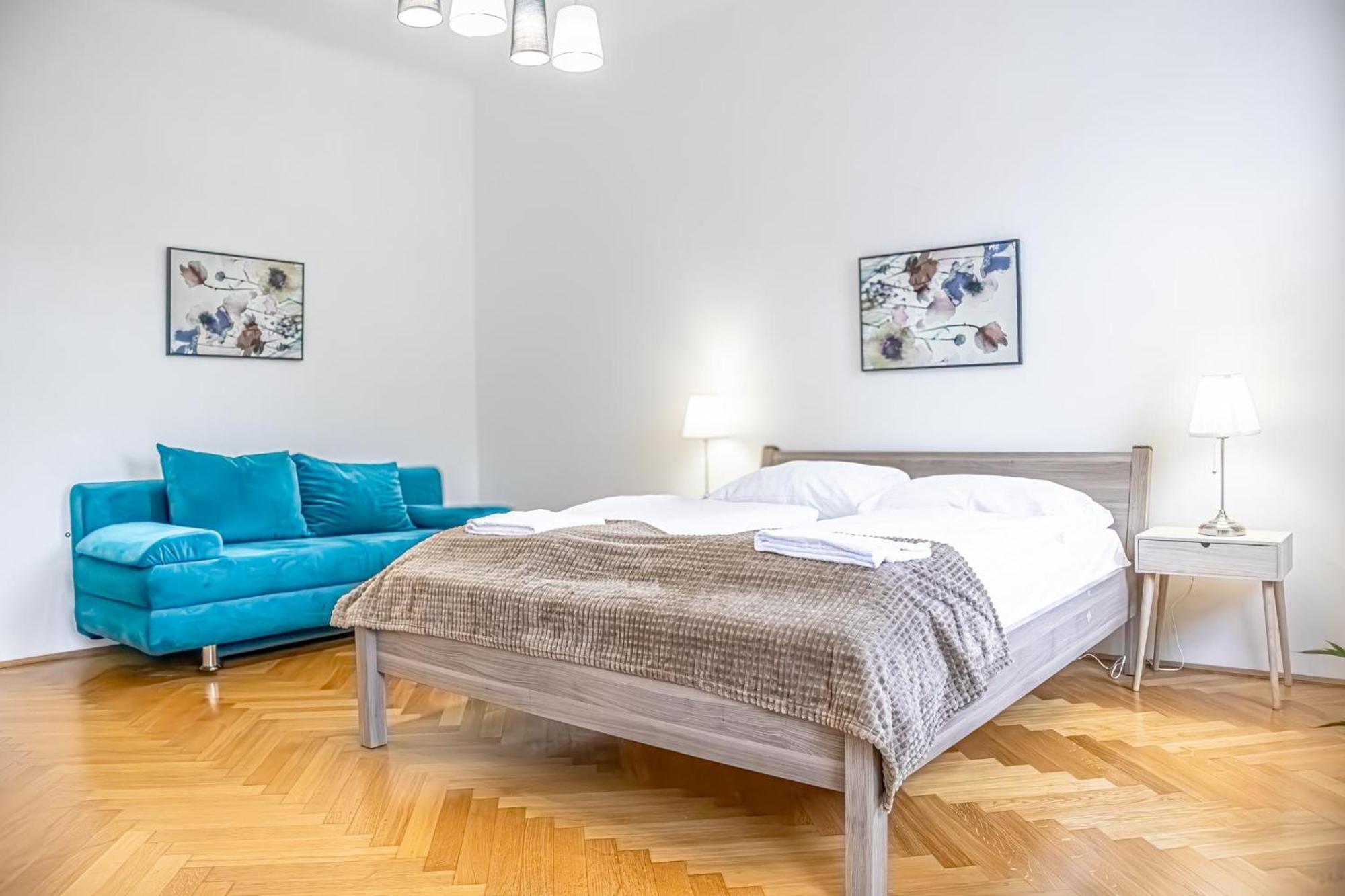 Apartment Comfortable 2br Apt.-near Wiener Stadthalle Vienna