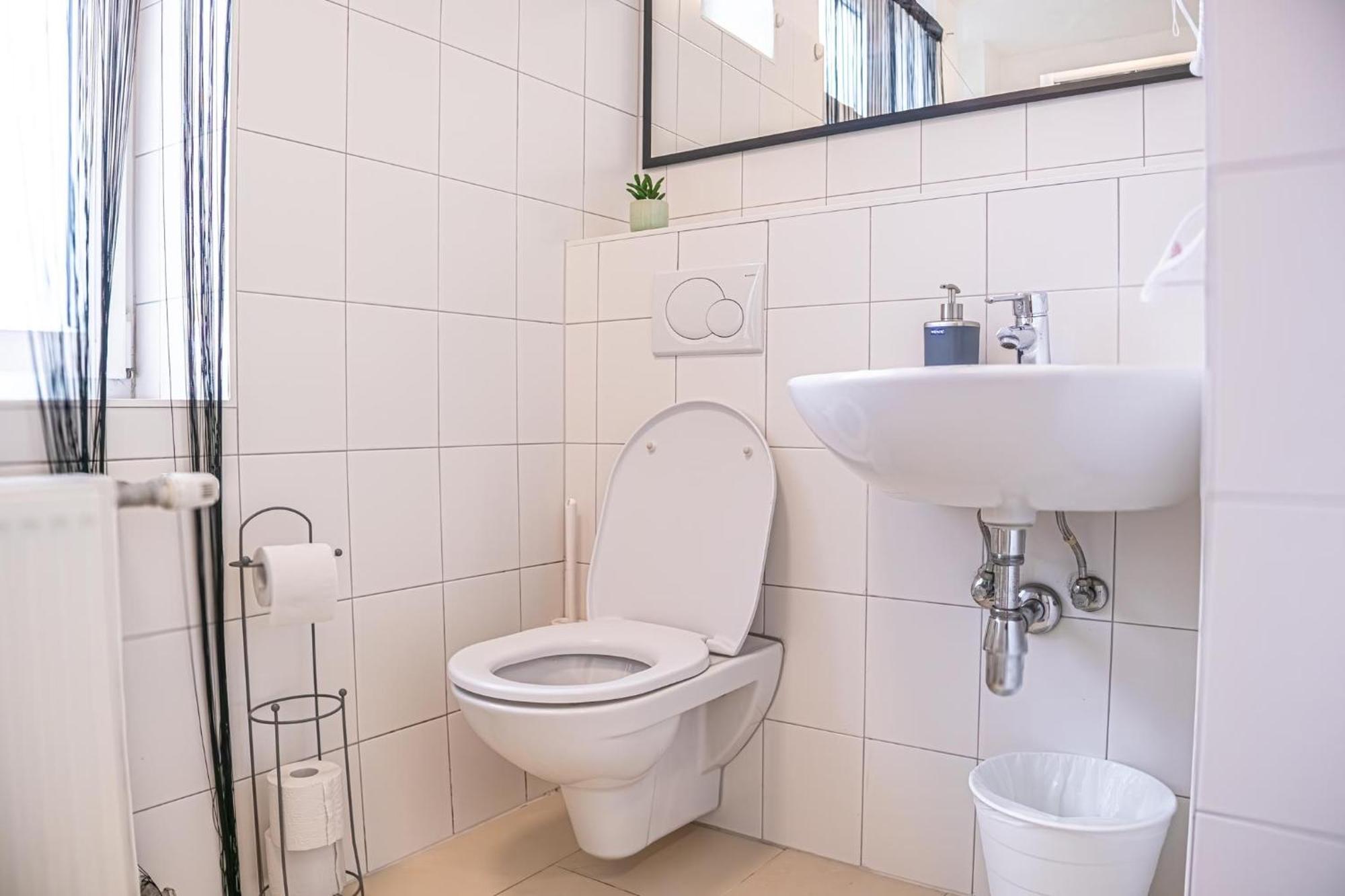 Comfortable 2br Apt.-near Wiener Stadthalle *